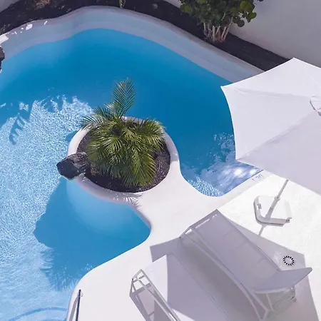 Tiguaro Piscina Climat Jacuzzy Ac 9 12 * Corralejo
