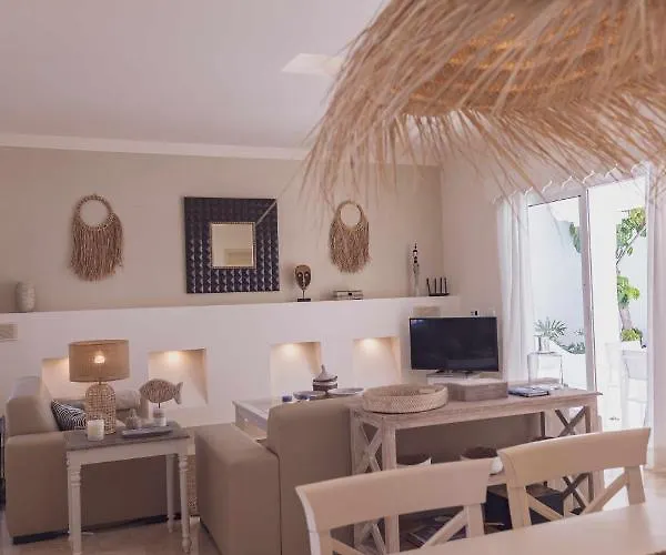 Tiguaro Piscina Climat Jacuzzy Ac 9 12 Villa Corralejo